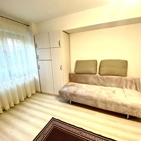 Apartament Sara Apartment Iasi Ngoại thất bức ảnh