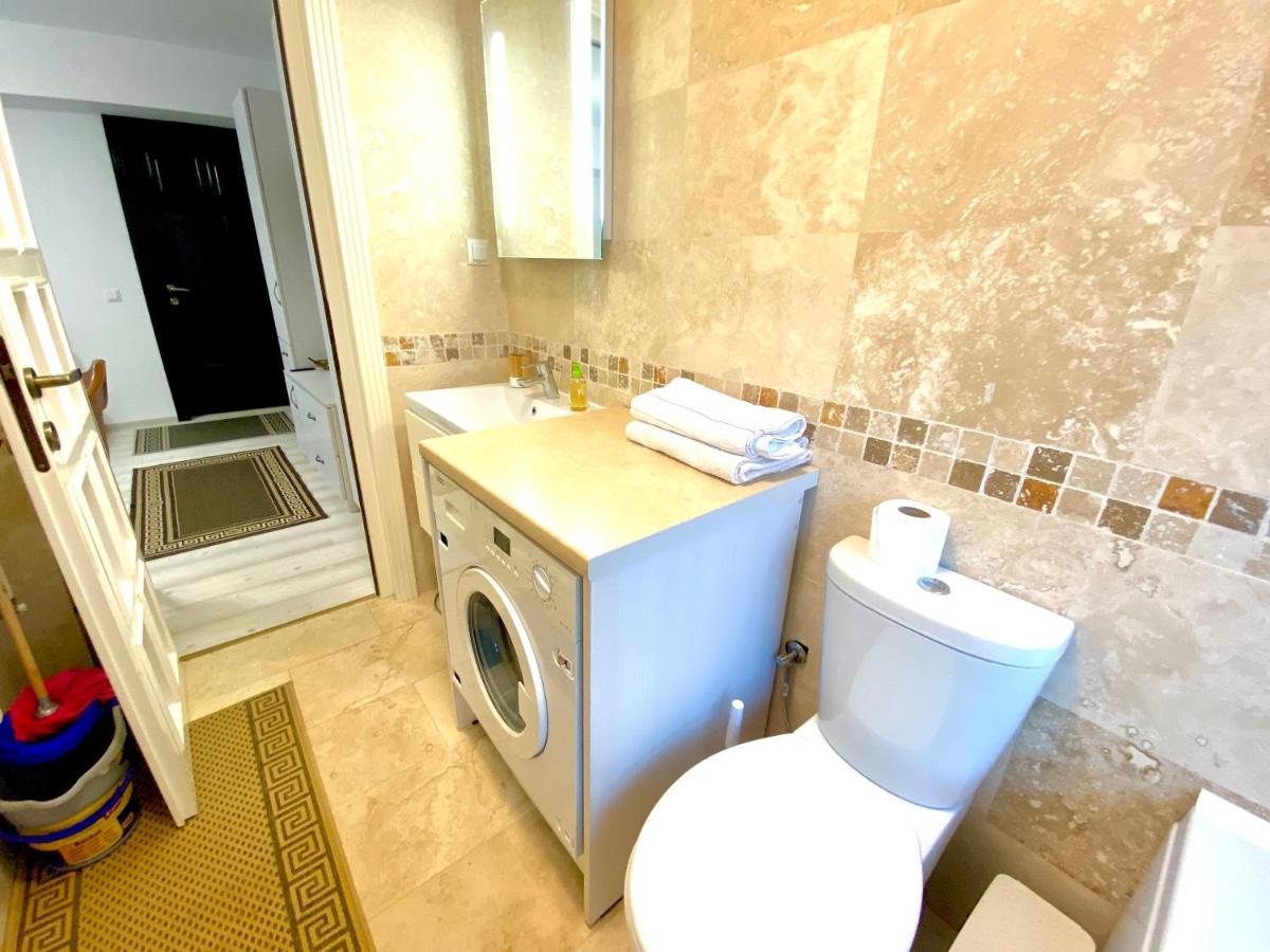 Apartament Sara Apartment Iasi Ngoại thất bức ảnh